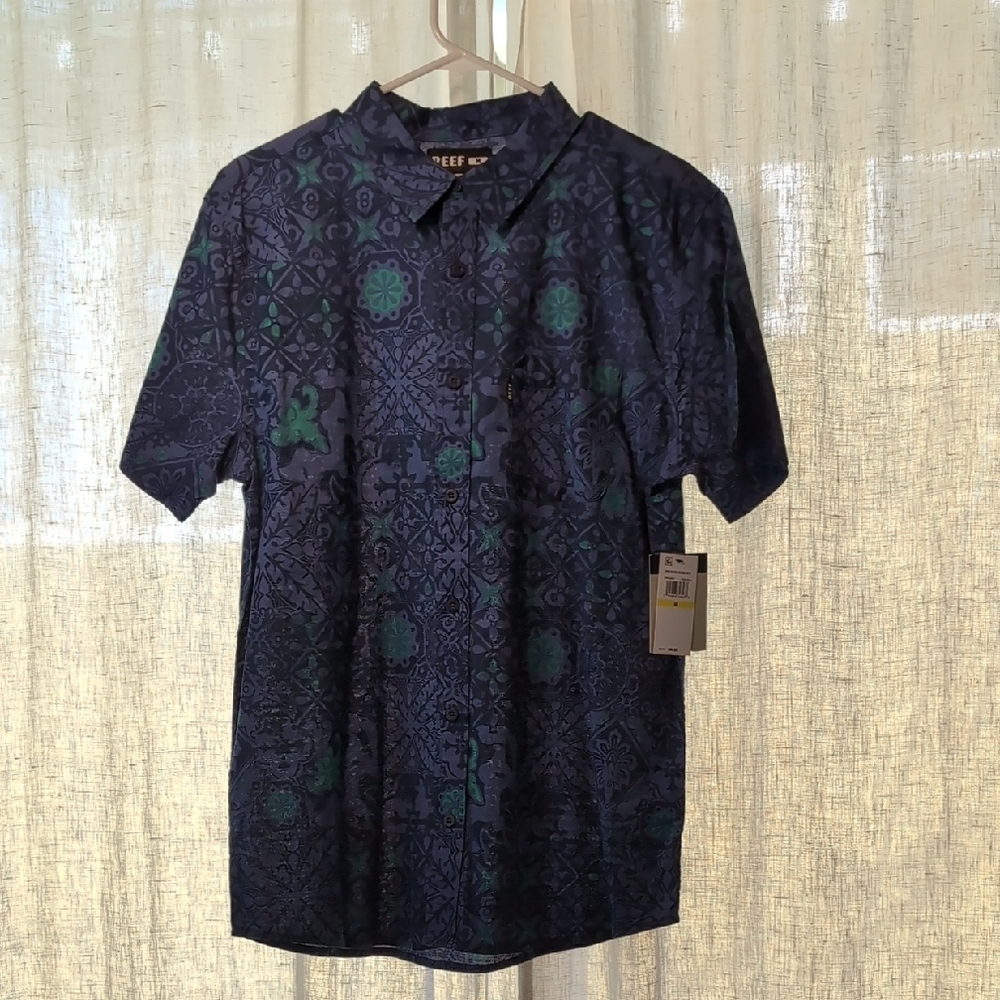 Men's Blue and Green Patterned Shirt
